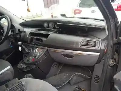 Veículo de Sucata fiat ulysse (179) 2.2 jtd admiral do ano 2006 alimentado 4hw