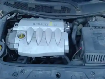 Scrapping Vehicle renault megane ii sedán (lm0/1_) 1.6 of the year 2003 powered k4m760 Scrapping Vehicle renault megane ii sedán (lm0/1_) 1.6 of the year 2003 powered k4m760