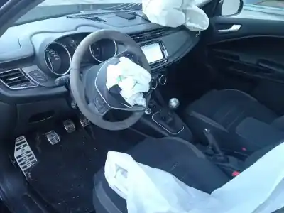 Veículo de Sucata alfa romeo giulietta (191) super (2016-->) do ano 2019 alimentado 55280444