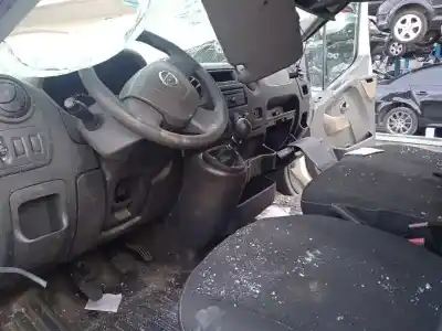 Veicolo di demolizione nissan nv 400 l1h1 2.8t pro dell'anno 2012 alimentato m9t670