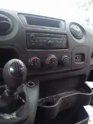 Veicolo di demolizione nissan nv 400 l1h1 2.8t pro dell'anno 2012 alimentato m9t670