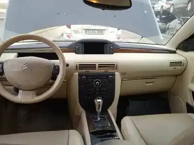 Véhicule à la ferraille citroen c6 exclusive de l'année 2008 alimenté uhz