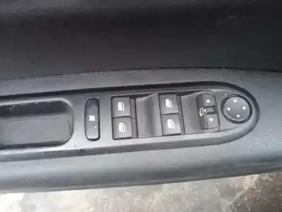 Vehicul casat peugeot 407 sport al anului 2009 alimentat rh01