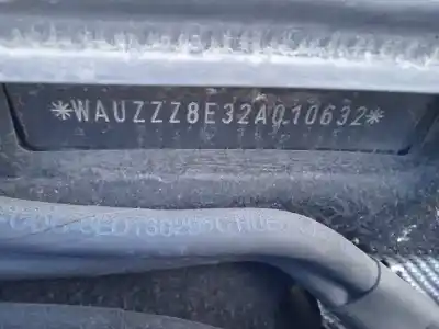 Veículo de Sucata audi a4 berlina (8e) 1.9 tdi (96kw) do ano 2001 alimentado awx