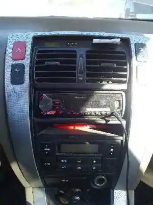 Scrapping Vehicle hyundai tucson (jm) 2.0 crdi of the year 2007 powered d4ea