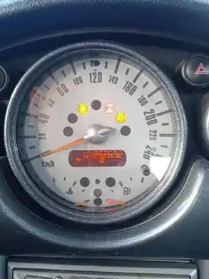 Veículo de Sucata mini mini (r50,r53) cooper do ano 2003 alimentado w10b16a