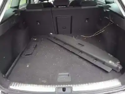 Véhicule à la ferraille seat                                               leon st (5f8)                                                                                                                                                                                                                                              style connect                                                                                                                                                                                                                                              de l'année 2018 alimenté cpwa