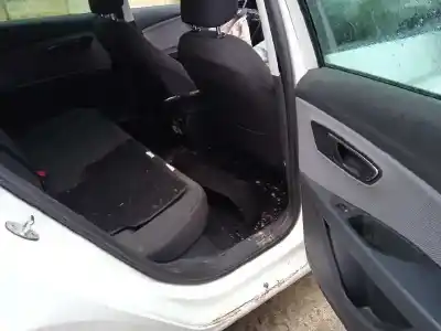 Véhicule à la ferraille seat                                               leon st (5f8)                                                                                                                                                                                                                                              style connect                                                                                                                                                                                                                                              de l'année 2018 alimenté cpwa