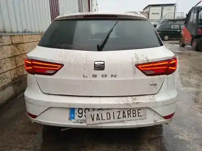 Véhicule à la ferraille seat                                               leon st (5f8)                                                                                                                                                                                                                                              style connect                                                                                                                                                                                                                                              de l'année 2018 alimenté cpwa