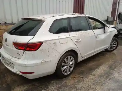 Véhicule à la ferraille seat                                               leon st (5f8)                                                                                                                                                                                                                                              style connect                                                                                                                                                                                                                                              de l'année 2018 alimenté cpwa
