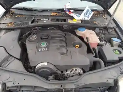 Veículo de Sucata skoda superb (3u4) elegance do ano 2006 alimentado awx