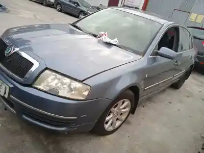 Veículo de Sucata skoda superb (3u4) elegance do ano 2006 alimentado awx