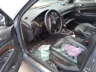 Veículo de Sucata skoda superb (3u4) elegance do ano 2006 alimentado awx