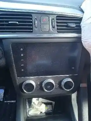 Здавання транспортного засобу renault kadjar 1.3 tce року 2019 потужний h5h470