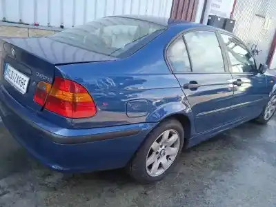 Sloopvoertuig bmw serie 3 berlina (e46) 320d van het jaar 2002 aangedreven 204d4