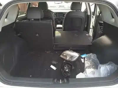 Scrapping Vehicle kia niro i (de) 1.6 gdi hybrid of the year 2018 powered g4le