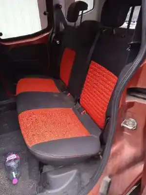 Veicolo di demolizione fiat qubo (300) trekking dell'anno 2012 alimentato 199b1000