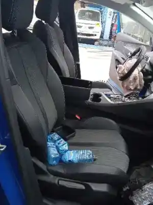 Veicolo di demolizione peugeot 3008 hybrid allure dell'anno 2021 alimentato dgz