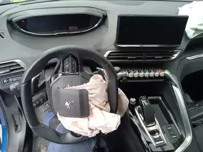 Veicolo di demolizione peugeot 3008 hybrid allure dell'anno 2021 alimentato dgz