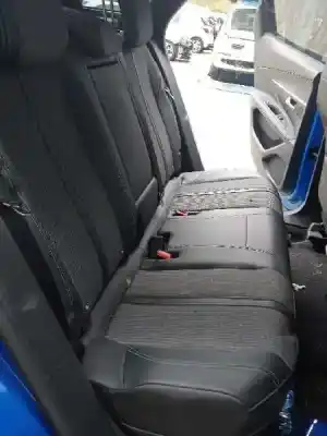 Veicolo di demolizione peugeot 3008 hybrid allure dell'anno 2021 alimentato dgz