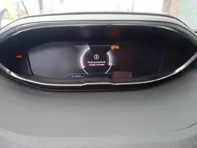 Veicolo di demolizione peugeot 3008 hybrid allure dell'anno 2021 alimentato dgz