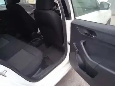 Véhicule à la ferraille seat                                               toledo (kg3)                                                                                                                                                                                                                                               1.6 tdi                                                                                                                                                                                                                                                    de l'année 2015 alimenté cayc