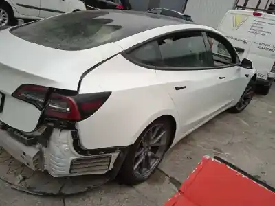 Veículo de Sucata tesla model 3 rwd * do ano 2022 alimentado 3d7