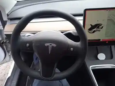 Veículo de Sucata tesla model 3 rwd * do ano 2022 alimentado 3d7