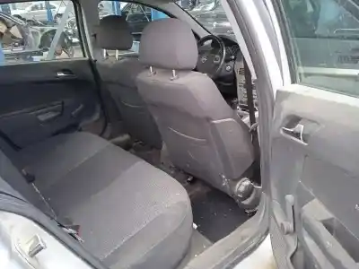 Veículo de Sucata opel astra h berlina cosmo do ano 2009 alimentado z16xer