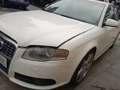 Veículo de Sucata audi a4 berlina (8e) 3.0 tdi quattro (150kw) do ano 2005 alimentado bkn
