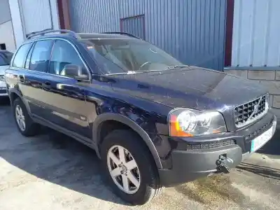 Véhicule à la ferraille VOLVO                                              XC90 I (275)                                                                                                                                                                                                                                               D5 AWD                                                                                                                                                                                                                                                     de l'année 2004 alimenté D5244T