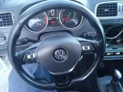 Veículo de Sucata volkswagen polo (6c1) 1.6 highl do ano 2016 alimentado cwvb