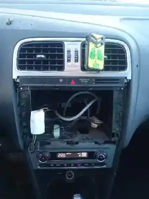 Veículo de Sucata volkswagen polo (6c1) 1.6 highl do ano 2016 alimentado cwvb