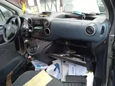 Veículo de Sucata peugeot partner (s2) 1.6 16v hdi do ano 2011 alimentado 9hx