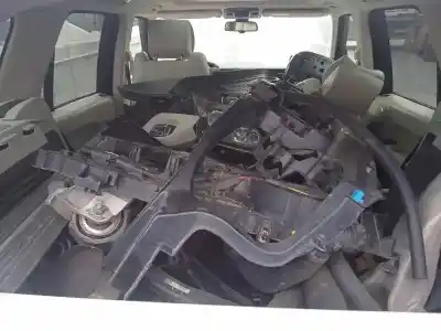 Здавання транспортного засобу land rover range rover autobiography року 2013 потужний 448dt