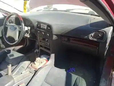 Veículo de Sucata volvo s40 berlina 1.8i do ano 2001 alimentado b4184sj