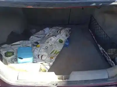 Veículo de Sucata volvo s40 berlina 1.8i do ano 2001 alimentado b4184sj