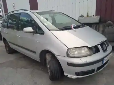 Verschrottungsfahrzeug SEAT ALHAMBRA (7V9) 1.9 TDI des Jahres 2002 angetrieben AUY