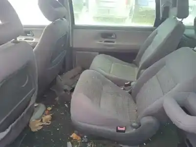 Vehicul casat seat alhambra (7v9) 1.9 tdi al anului 2002 alimentat auy