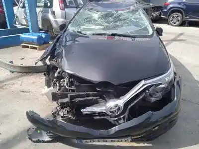 Veículo de Sucata toyota auris (_e18_) 1.2 (nre185_) do ano 2017 alimentado 8nr