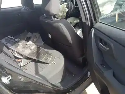 Veículo de Sucata toyota auris (_e18_) 1.2 (nre185_) do ano 2017 alimentado 8nr