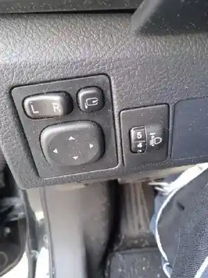 Veículo de Sucata toyota auris (_e18_) 1.2 (nre185_) do ano 2017 alimentado 8nr