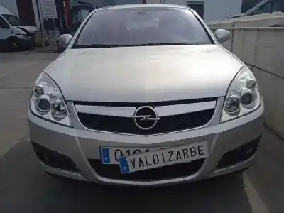 Sloopvoertuig opel vectra c berlina 1.9 cdti van het jaar 2006 aangedreven z19dt