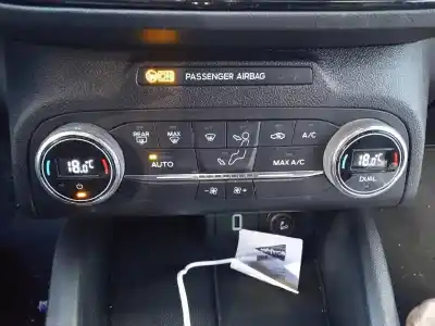 Sloopvoertuig ford focus lim. st-line van het jaar 2020 aangedreven b7da