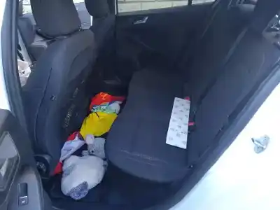 Sloopvoertuig ford focus lim. st-line van het jaar 2020 aangedreven b7da