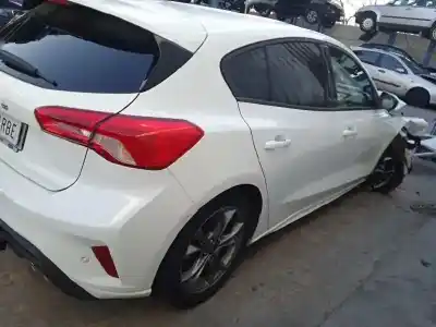 Sloopvoertuig ford focus lim. st-line van het jaar 2020 aangedreven b7da