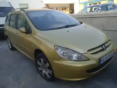 Vehículo de desguace PEUGEOT 307 BREAK / SW (S1) SW del año 2003 con motor RHS