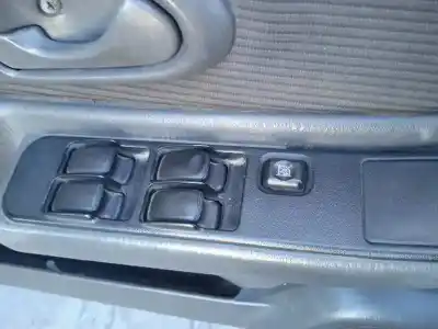 Veicolo di demolizione mitsubishi l 200 (k6/7) 2.5 td cat dell'anno 2005 alimentato 4d56