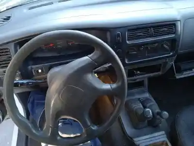 Veicolo di demolizione mitsubishi l 200 (k6/7) 2.5 td cat dell'anno 2005 alimentato 4d56