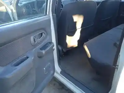 Veicolo di demolizione mitsubishi l 200 (k6/7) 2.5 td cat dell'anno 2005 alimentato 4d56